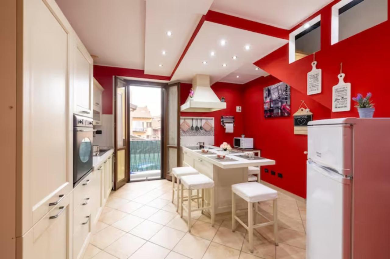 Apartamento Leonardo Academy In 5' - Parcheggio Gratis - Laghi & Wi-Fi Sesto Calende Exterior foto